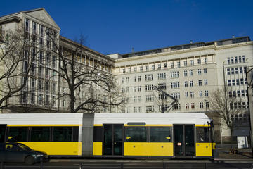 Karl-Marx-Allee (Stalinallee)