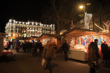 Vörösmarty Square (Vörösmarty ter)