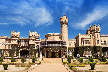 Bangalore Palace (Bengaluru Palace)