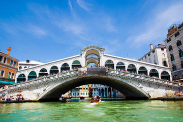 Rialto Bridge (Ponte di Rialto)