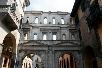 Porta Borsari