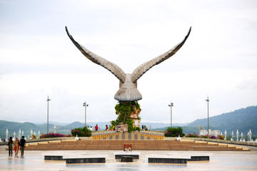 Eagle Square (Dataran Lang)