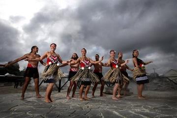 Whakarewarewa (The Living Maori Village)