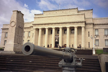Auckland Museum and Institute (War Memorial Museum)