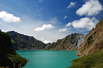 Mt Pinatubo Crater