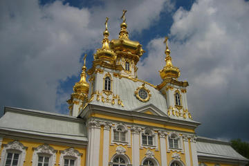 Peterhof Palace and Garden (Petrodvorets)