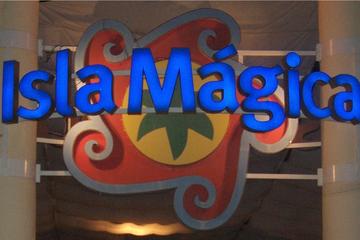 Magic Island Park (Parque Isla Magica)