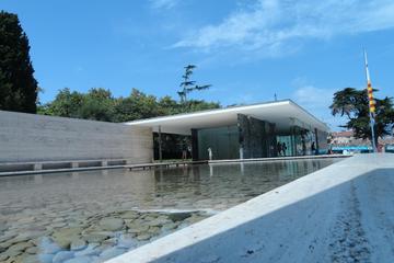 Barcelona Pavilion (Pabellon Mies van der Rohe)