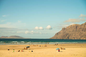 Famara Beach (Playa de Famara)