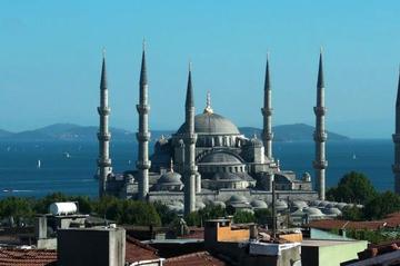 Blue Mosque (Sultan Ahmet Camii)