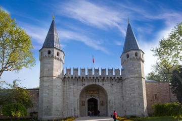 Topkapi Sarayi (Cannon Gate Palace)