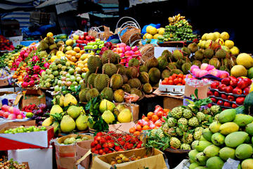 Dong Ba Market