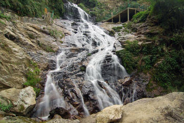 Thac Bac Waterfall (Silver Waterfall)