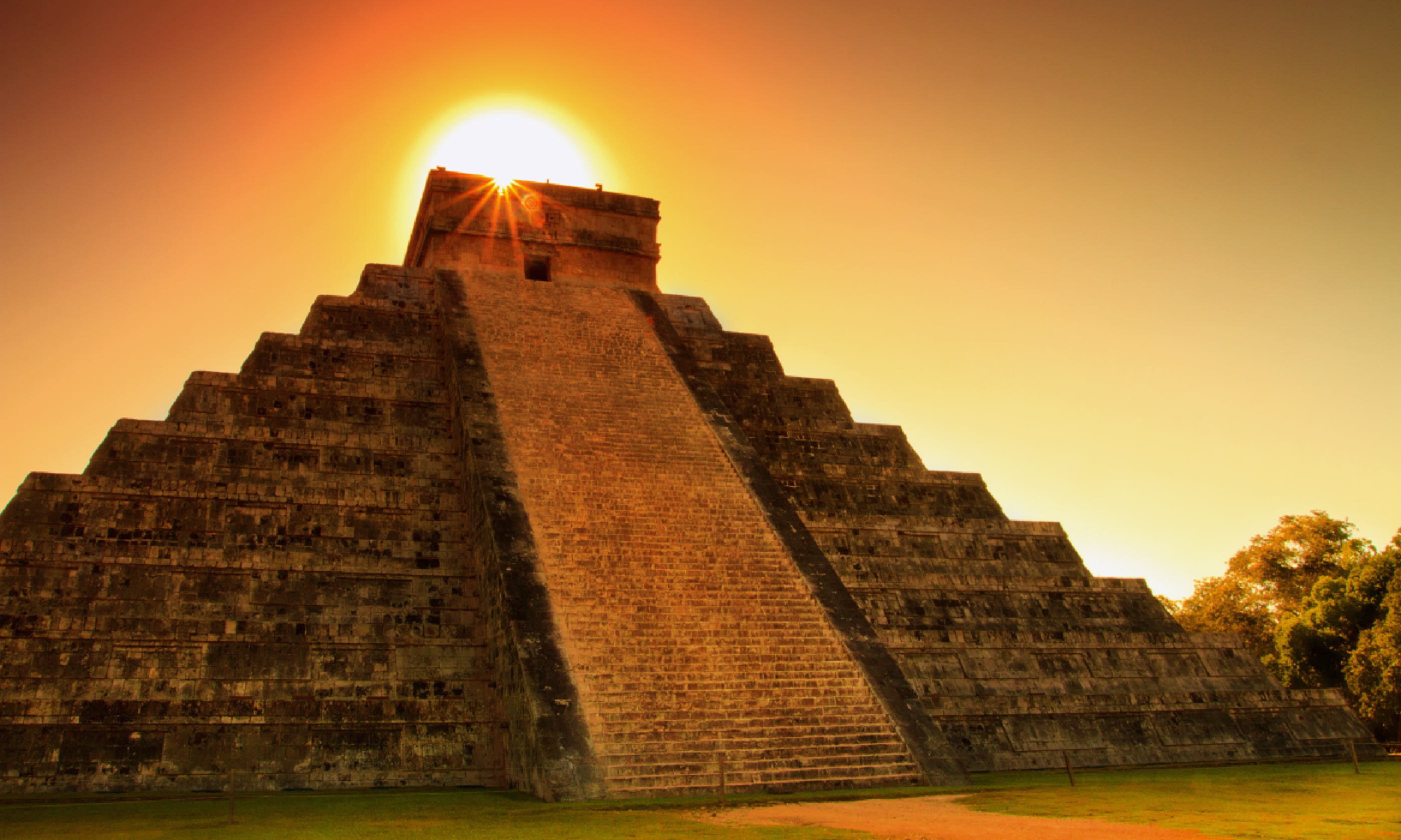 Chichen Itza sunset (Shutterstock)