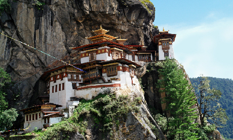 Exploring mountain monasteries in Bhutan (iStock)
