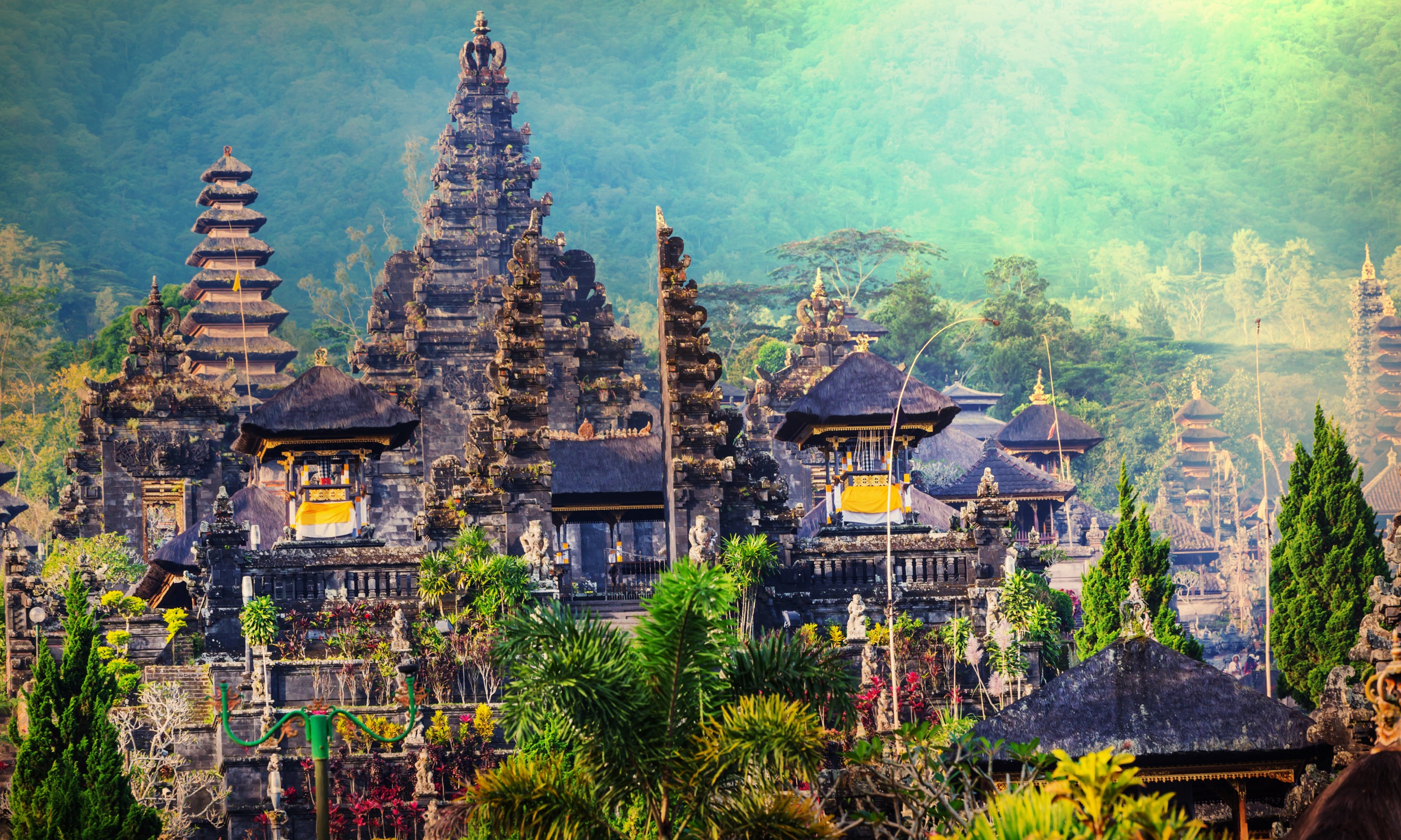 Pura Besakih Temple, Bali (Shutterstock.com) 