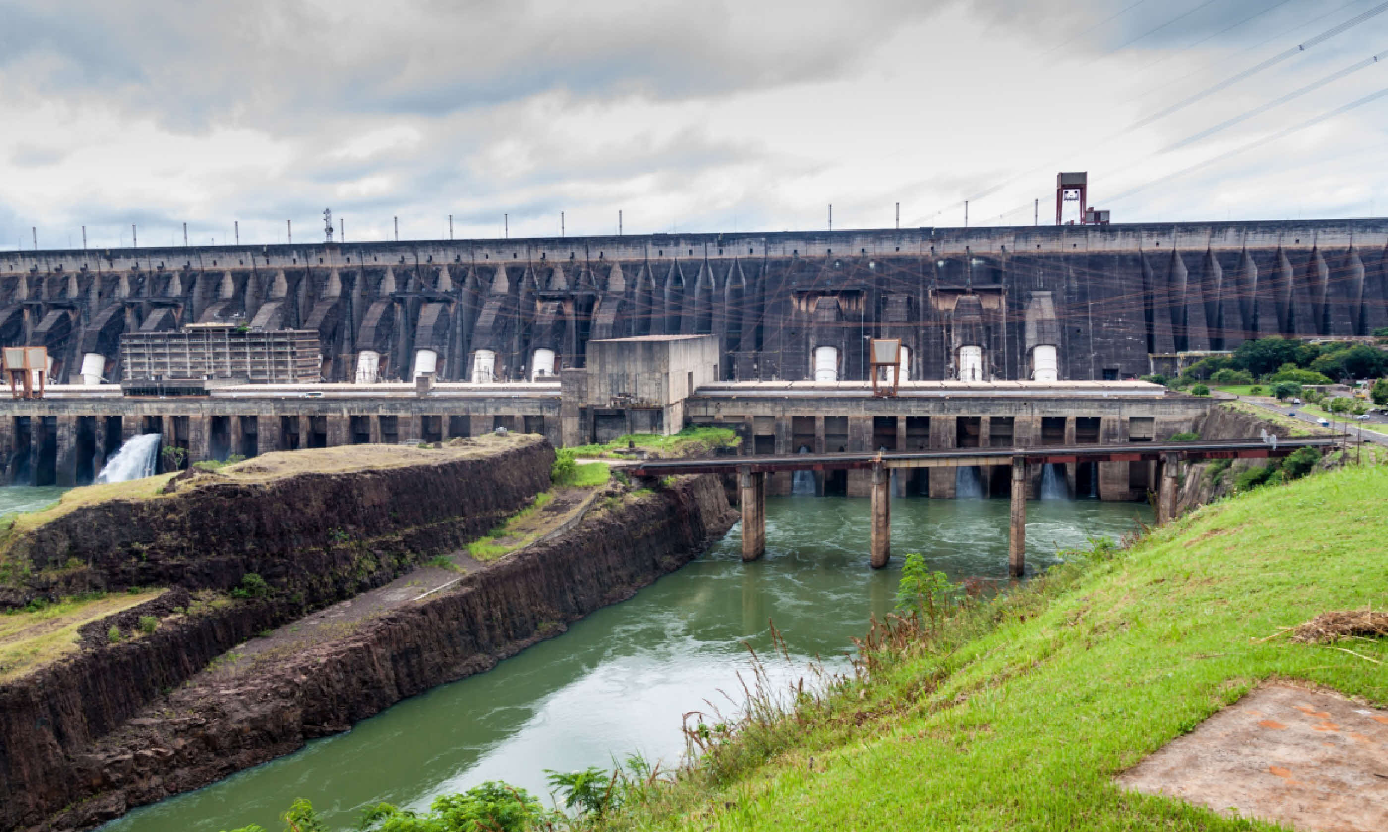 Itaipú Binacional Dam (Shutterstock)