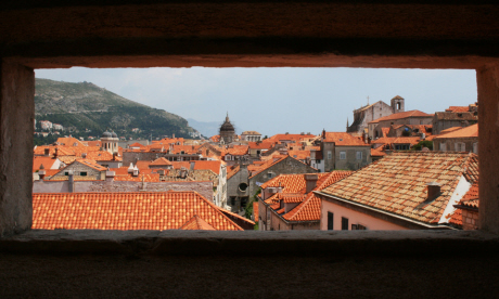 Looking in on Dubrovnik (photographerglen)