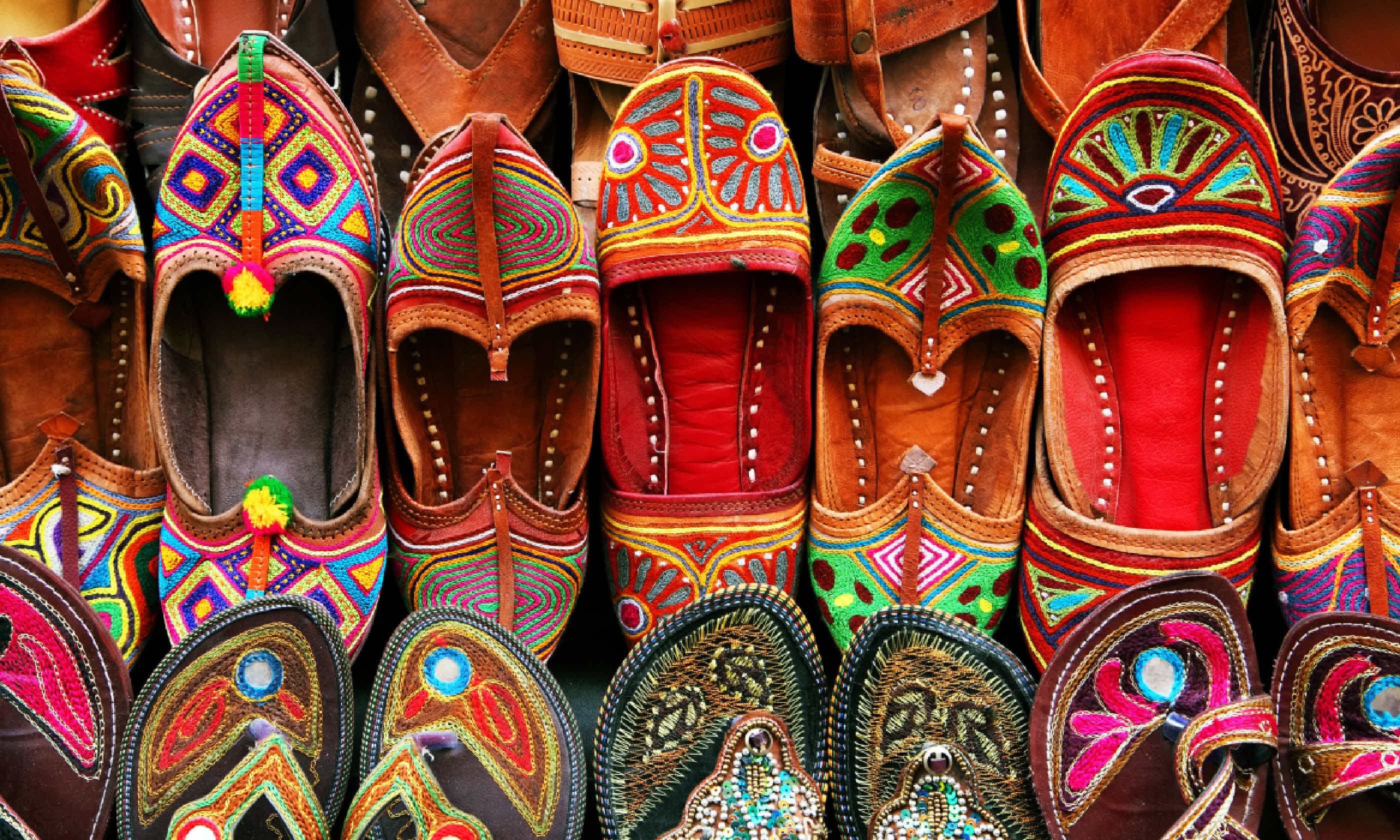 Traditional slippers (Shutterstock)