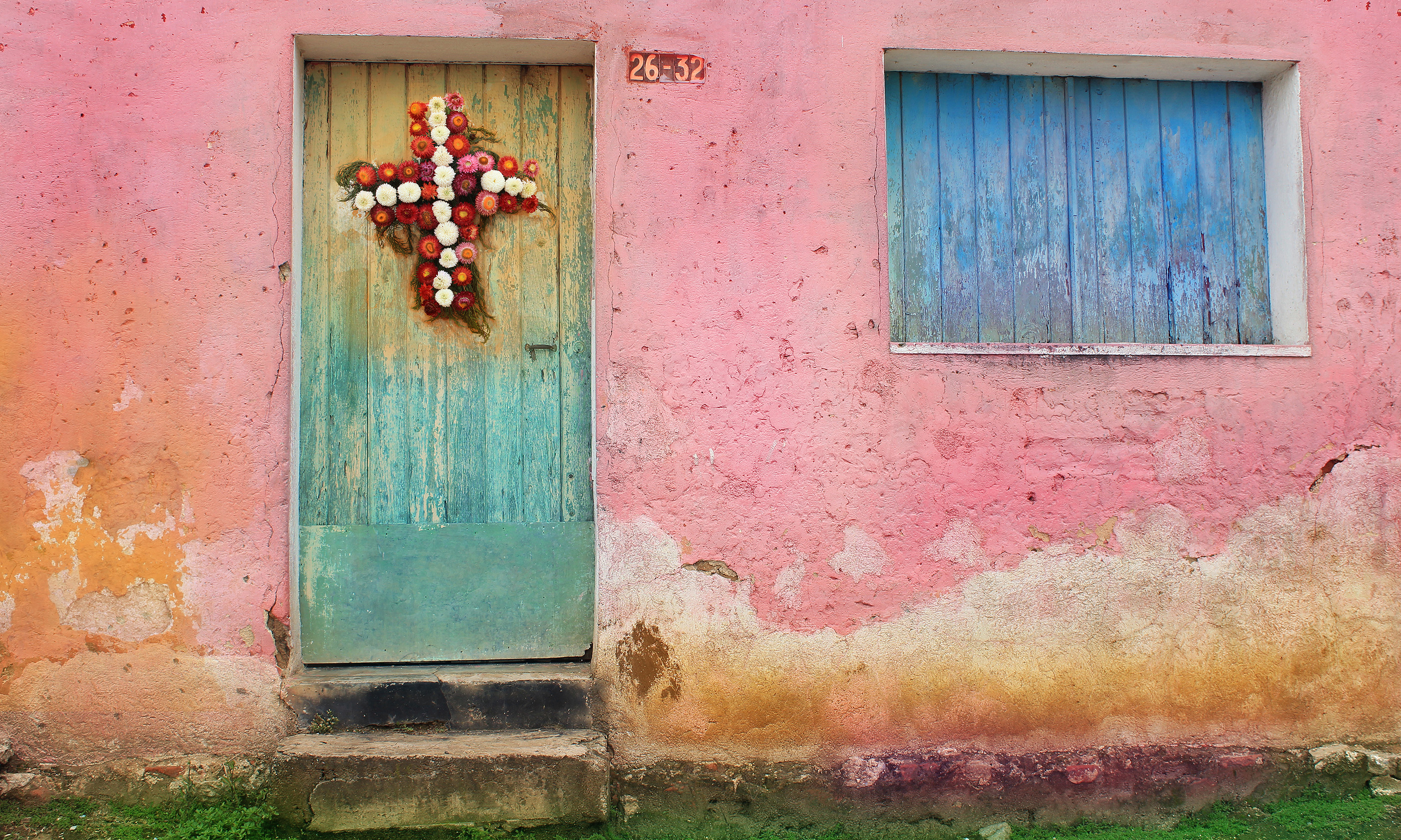 Decorated door, Guatemala City (Shutterstock: see credit below)