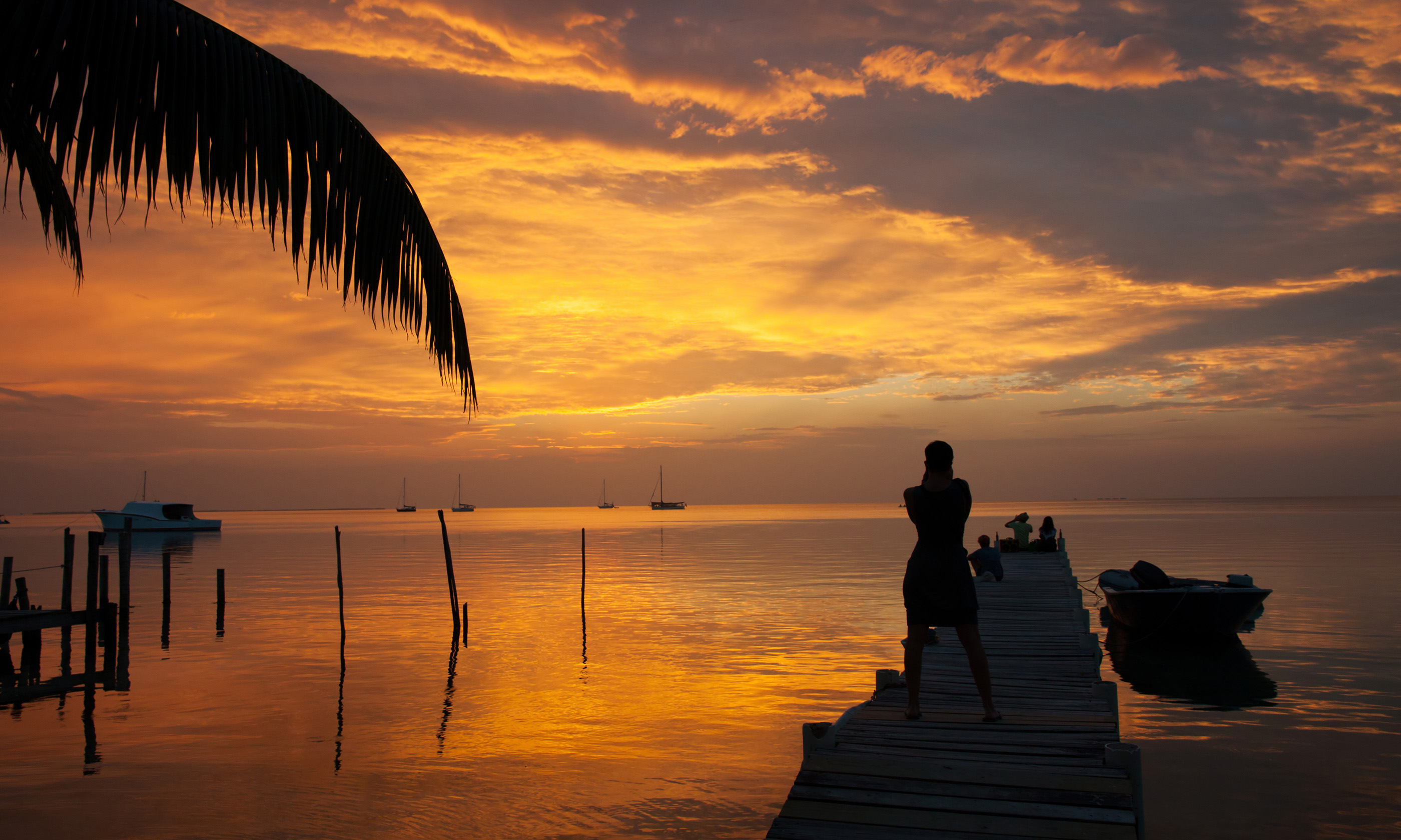 Sunset on Caye Caulker, Belize (Shutterstock.com)