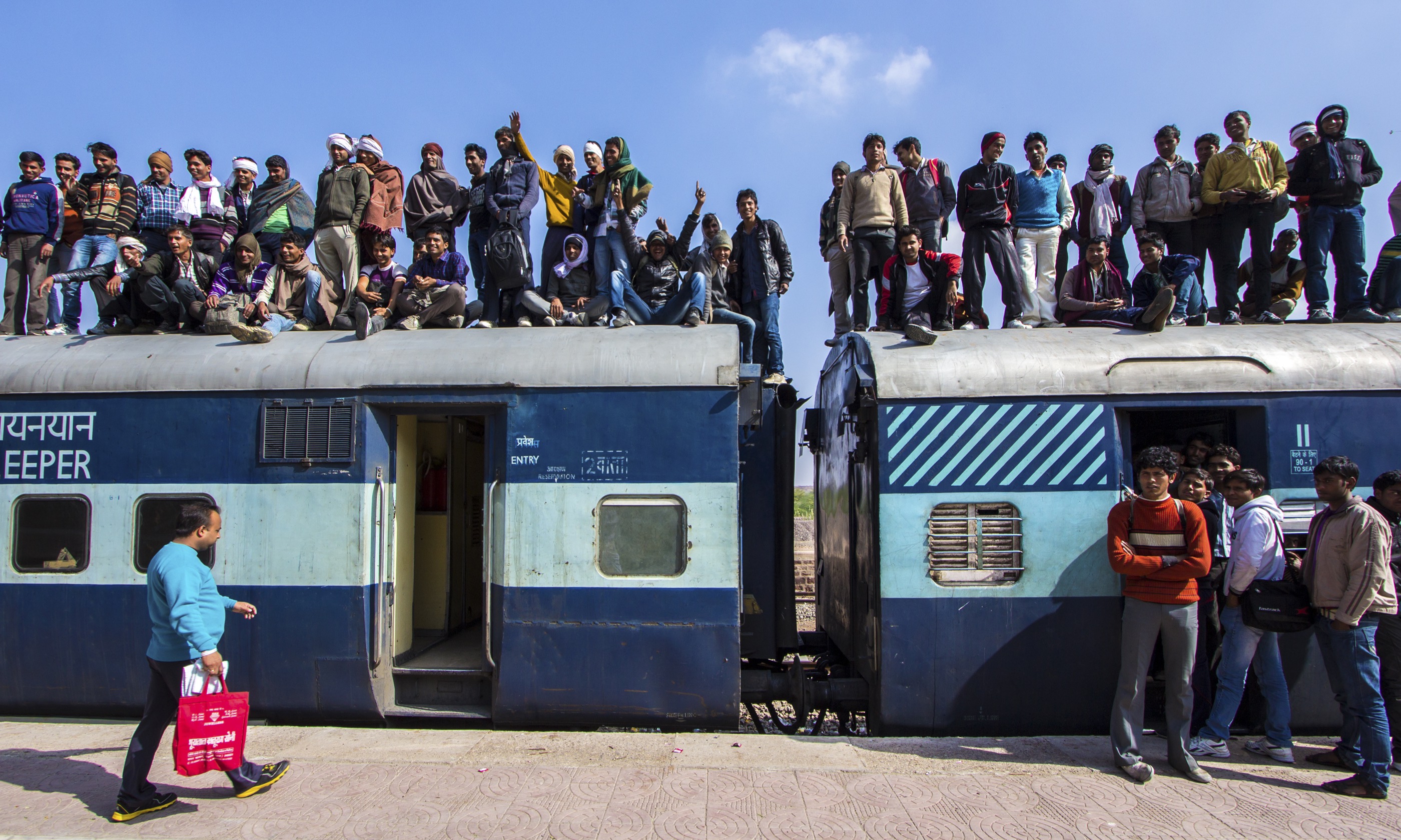 Crowded train in Jaisalmer (Shutterstock.com. See main credit below)