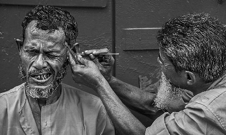 Careful, brother... (Bagbazar, Kolkata, India) by Sandipan Mukherjee