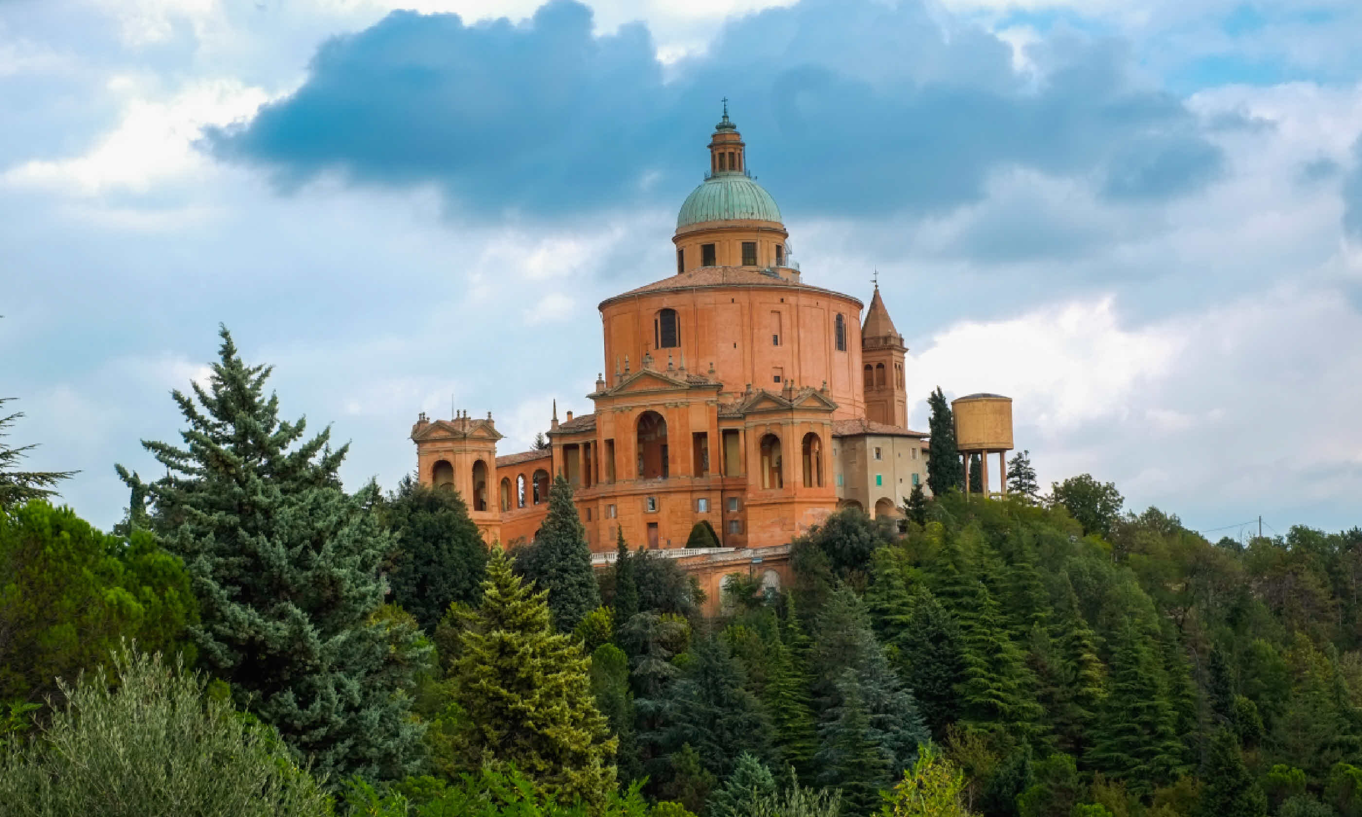 San Luca Sanctuary in Bologna (Shutterstock)