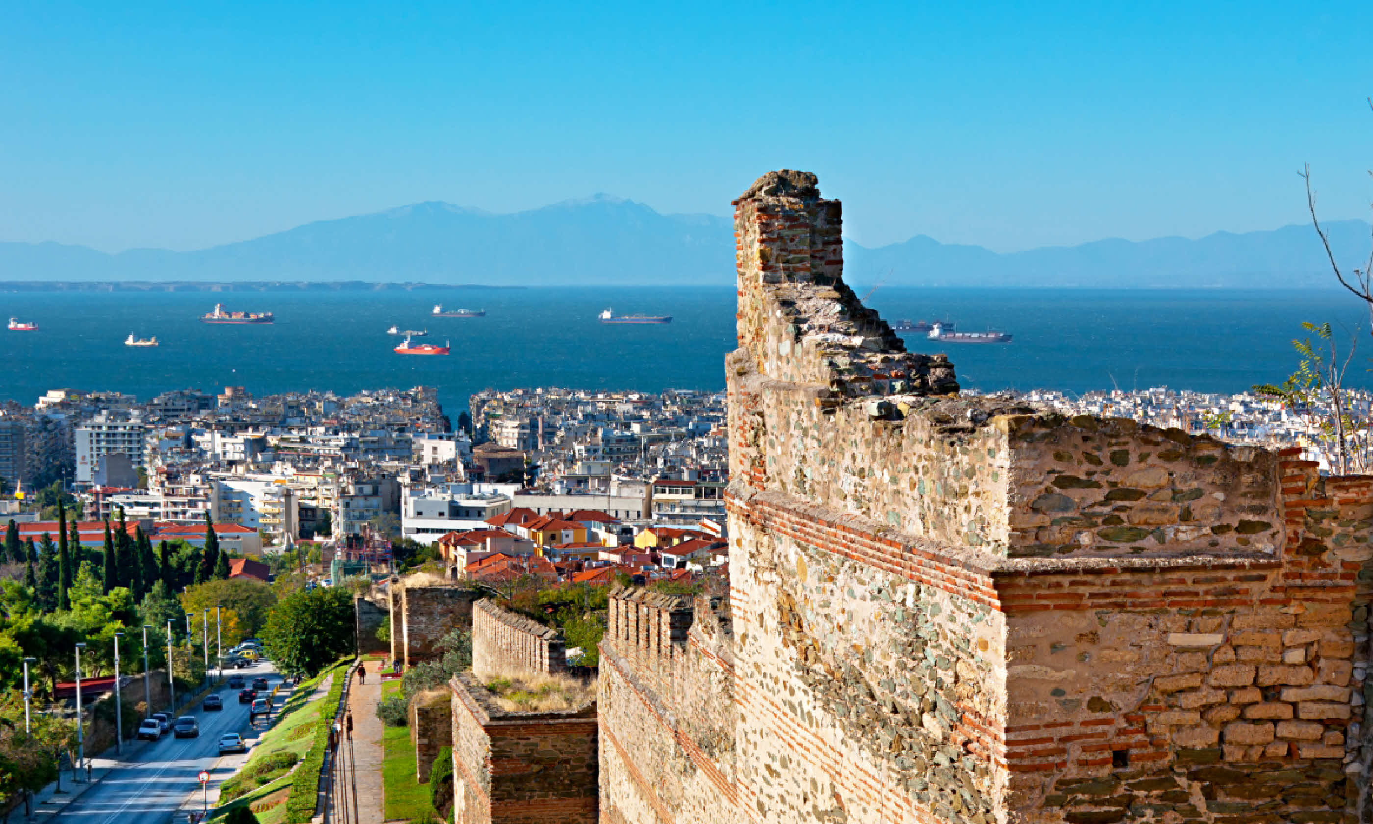 The high ramparts of of Thessaloniki (Shutterstock)