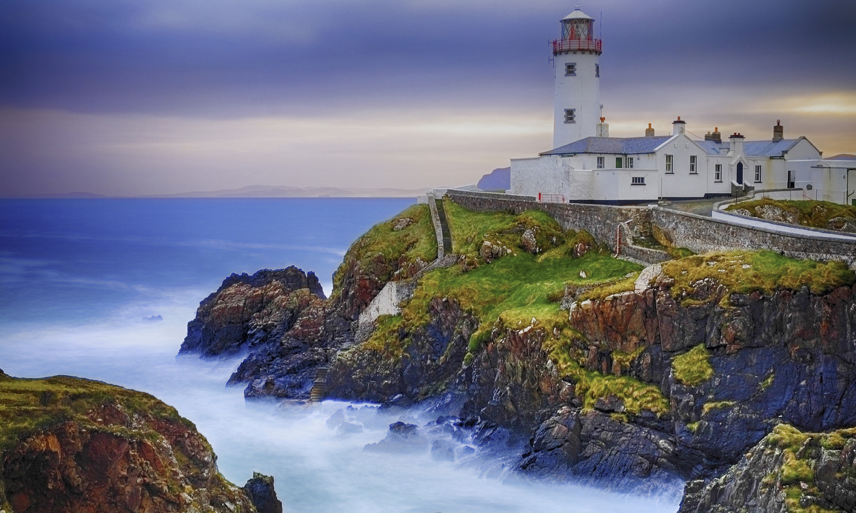 Fanned lighthouse, County Donegal (Shutterstock: see main credit below)