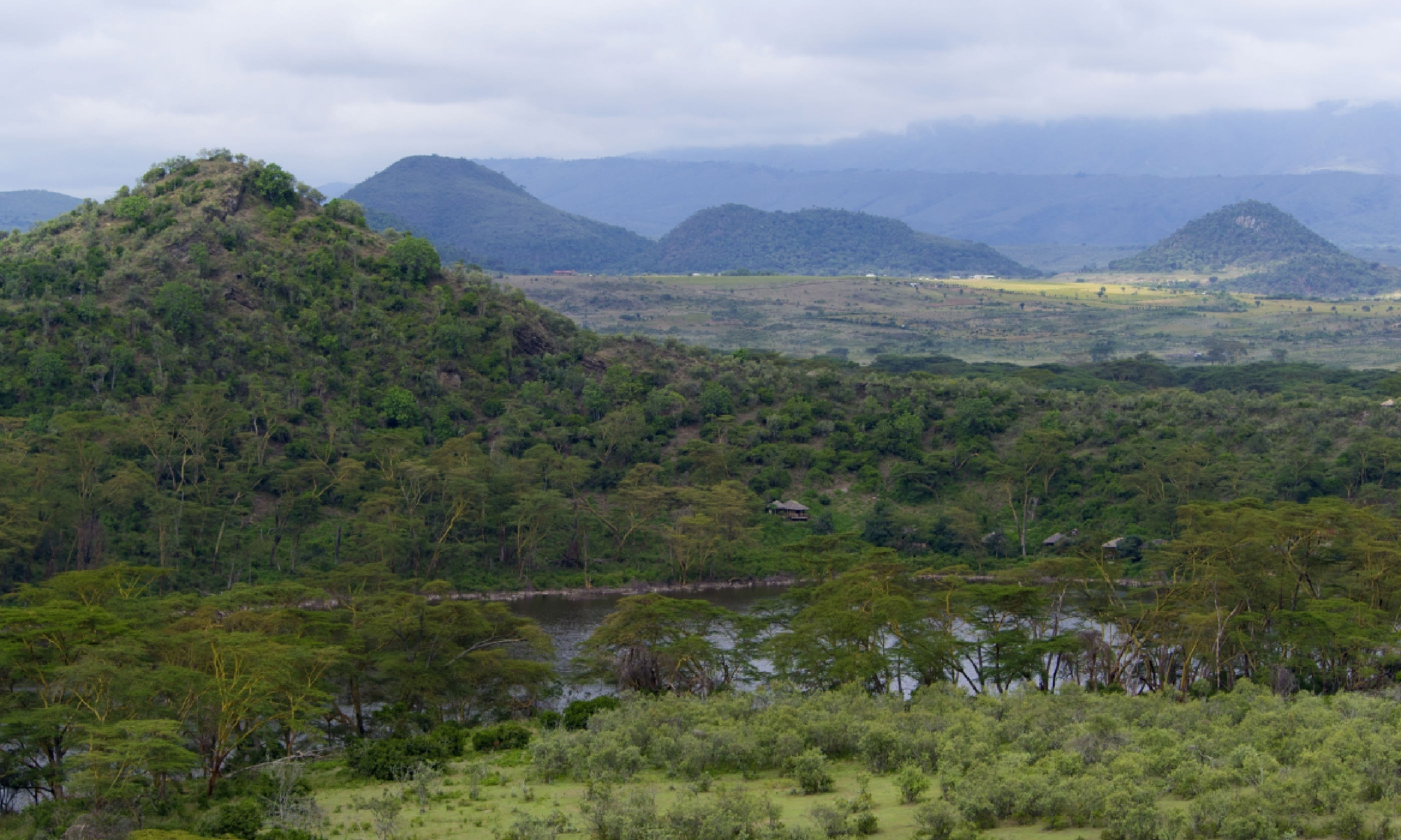 Green hills and mountains in Great Rift Valley, Kenya (Shutterstock)