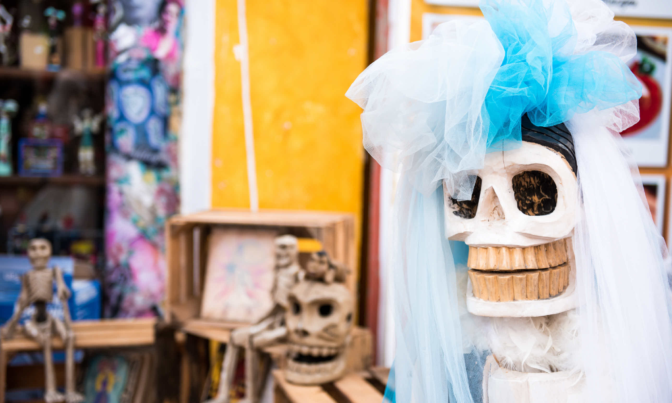 Traditional Mexican woman sculpture Catrina (Shutterstock: see credit below)