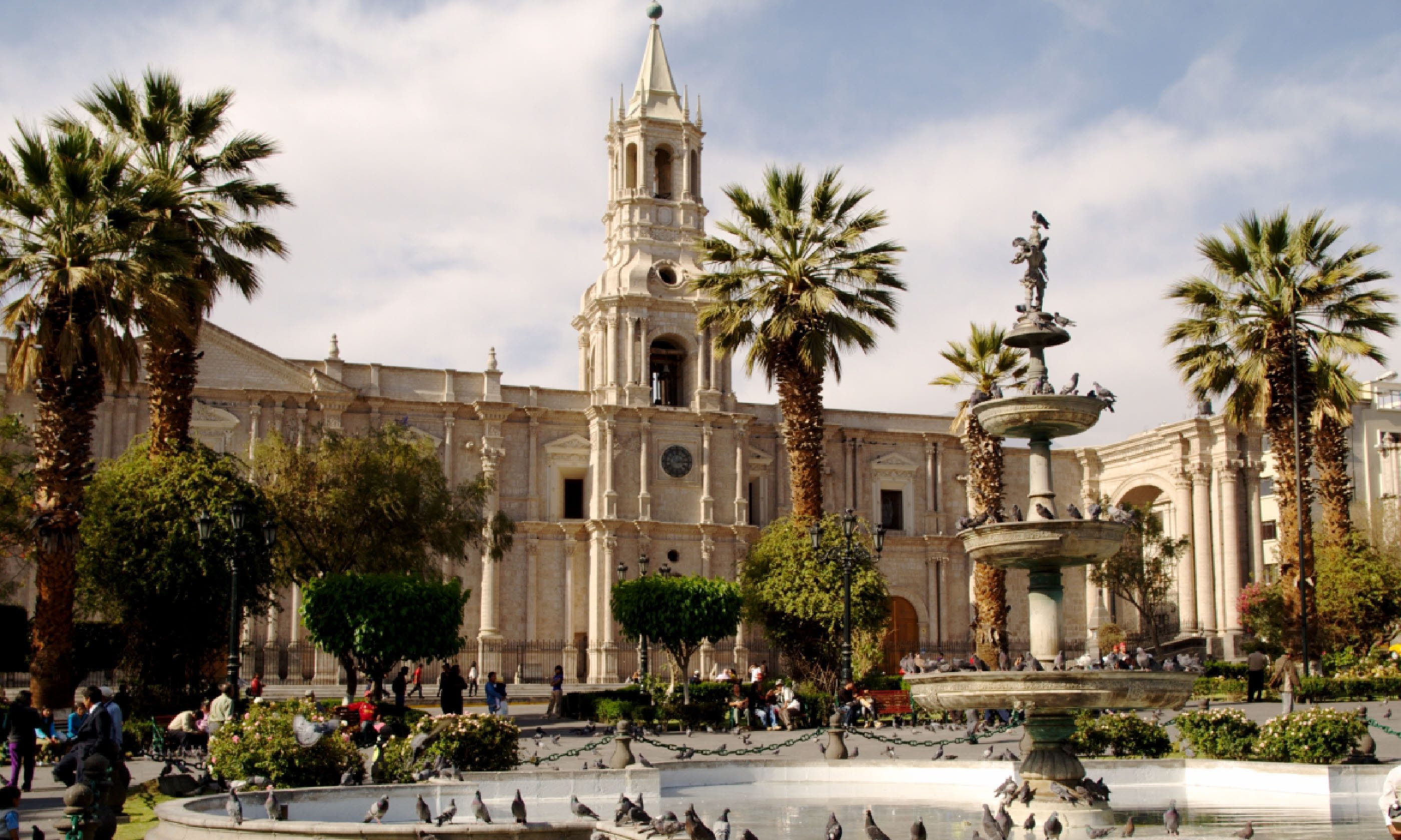 Plaza in Arequipa (Shutterstock)
