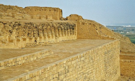 Walls at Pachacamac (Bruno Girin)