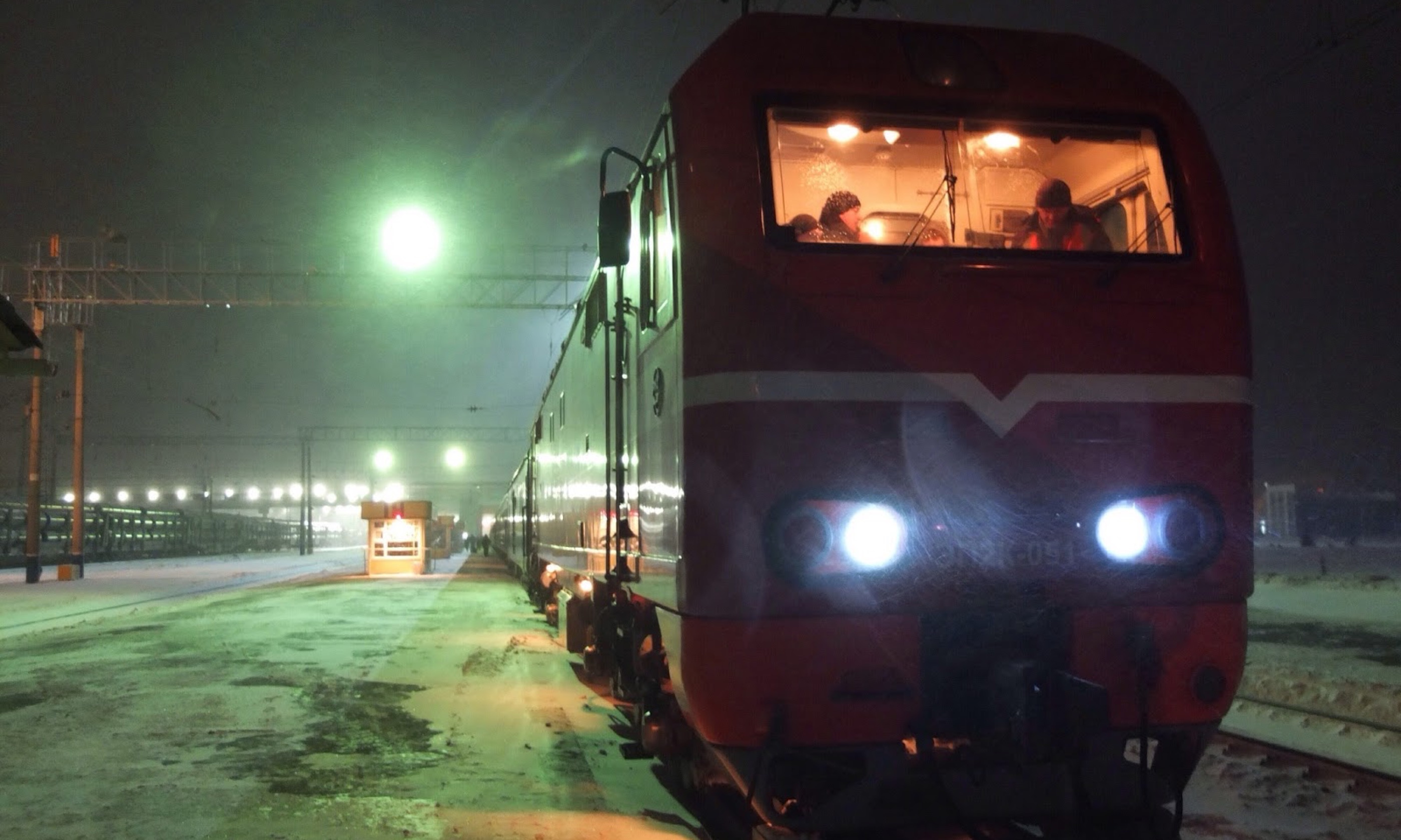 Trans-Siberian at night (Matthew Woodward)
