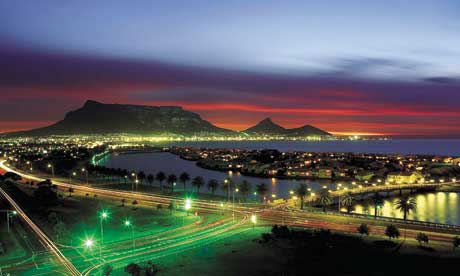 Cape Town by night (South Africa Tourism)