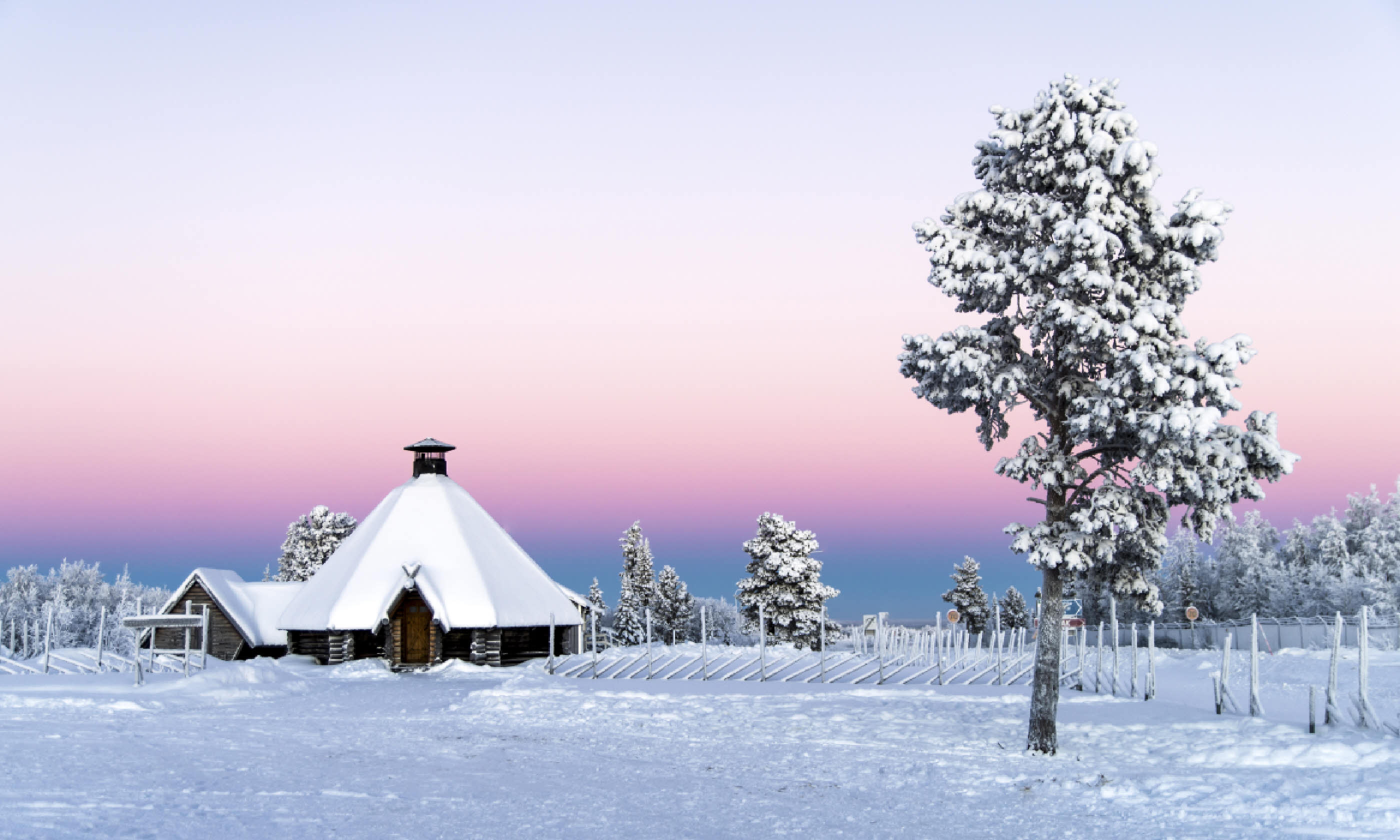 Sunset at Kiruna near Abisko (Shutterstock)