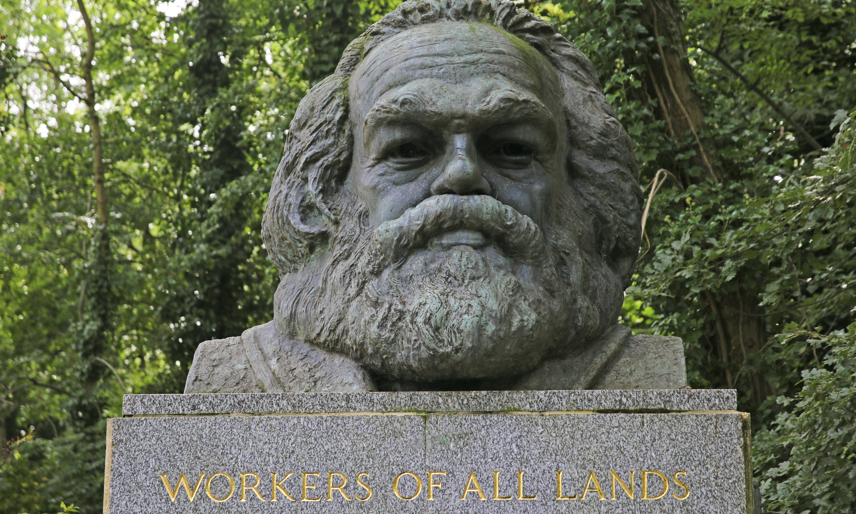 Karl Marx's headstone (Shutterstock.com. see main credit below)