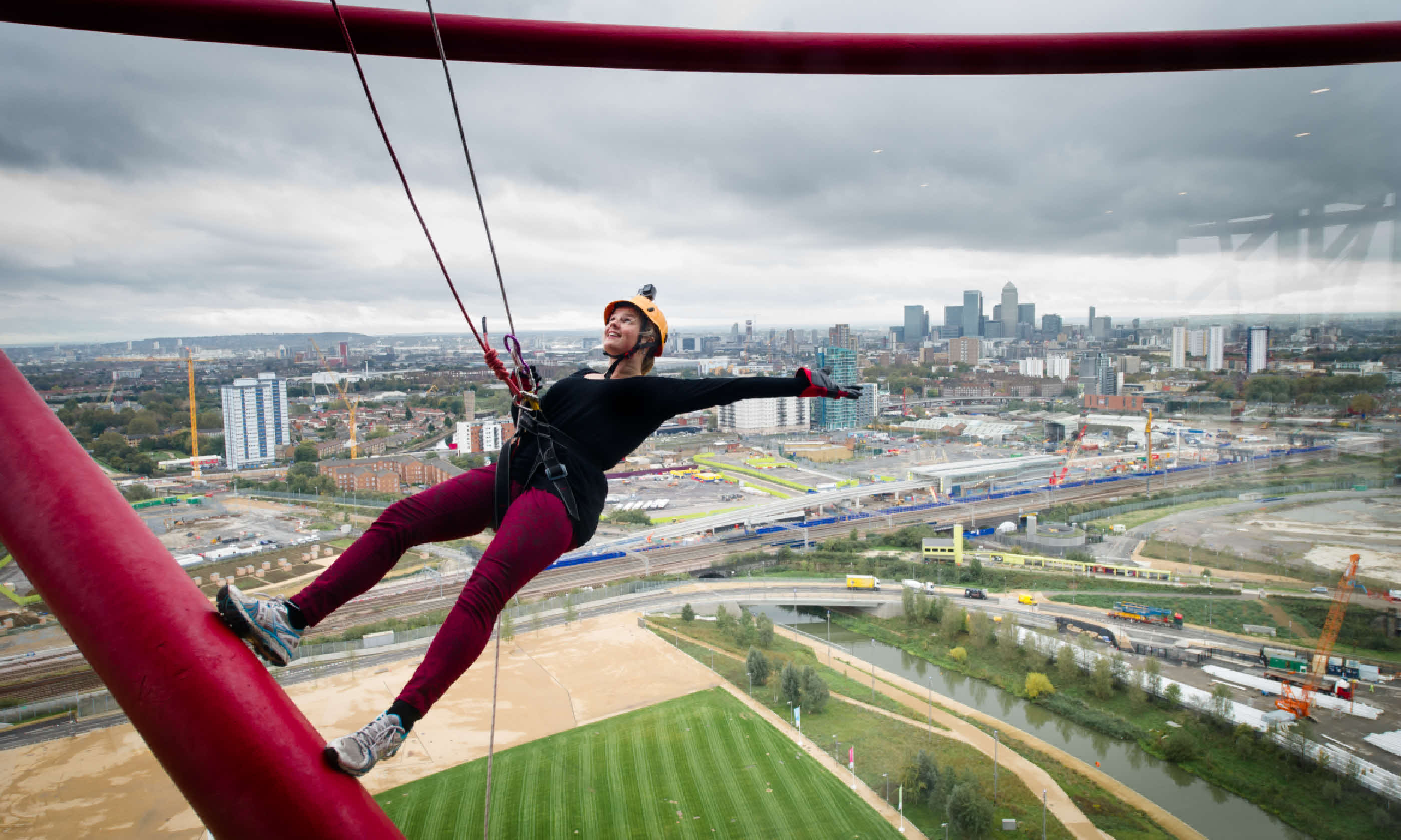 Abseiling on the Orbit tower (Photo: Mango PR)