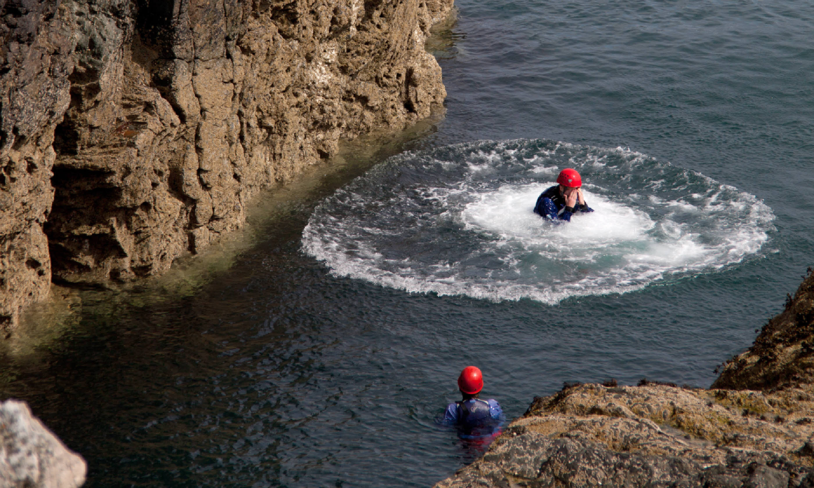 Coasteering (Shutterstock)