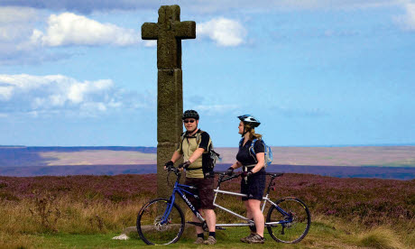 Cyclists summit Danby Moor for sweeping views (Yorkshire Tourist Board)