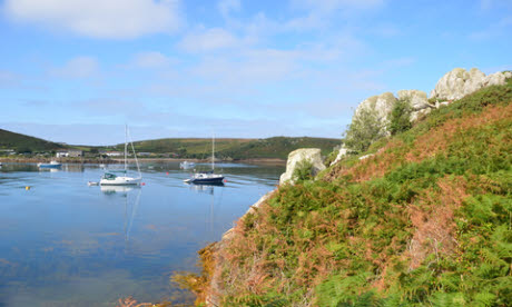 Escape to the Scilly Islands this autumn (Image: dreamstime)