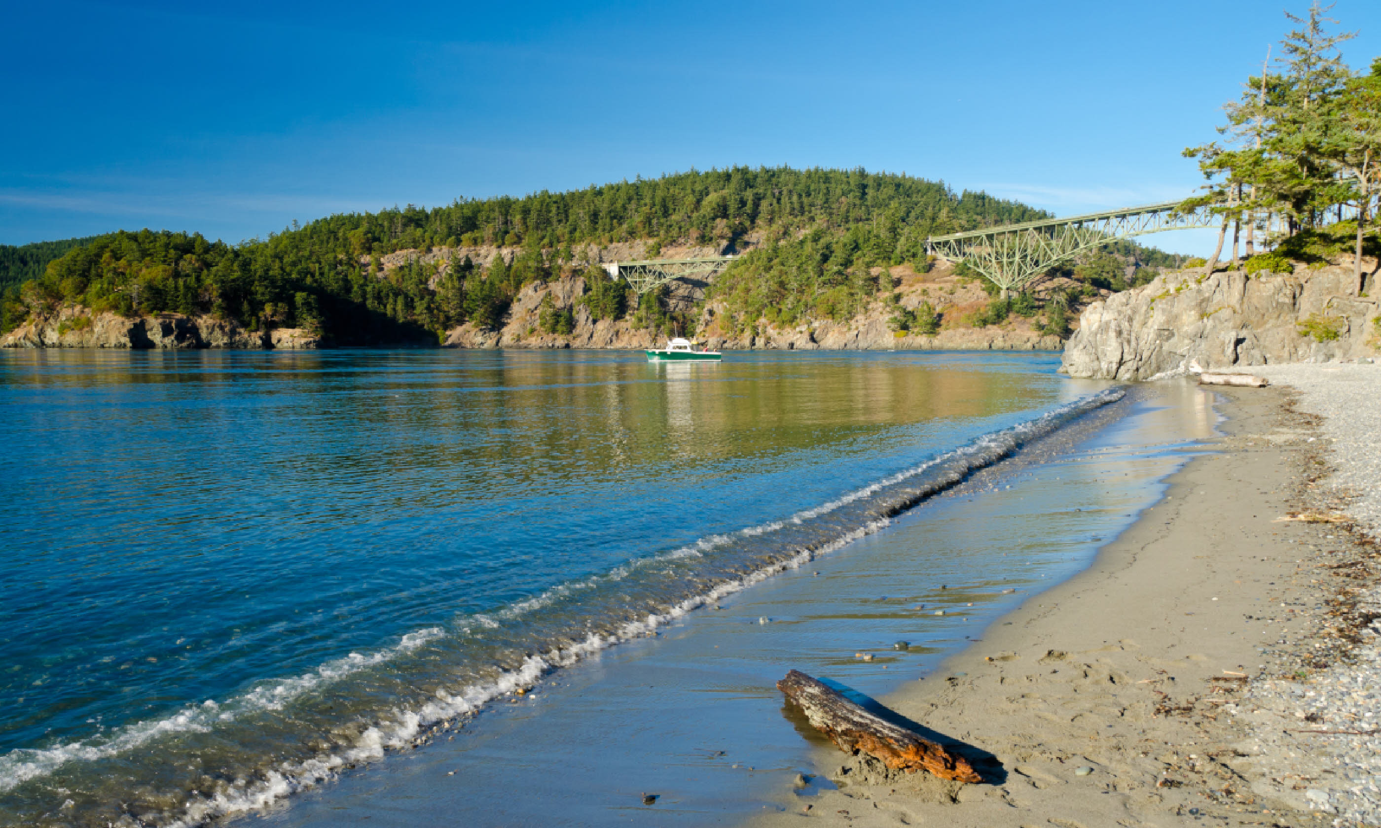 Deception Pass Bridge (Shutterstock)