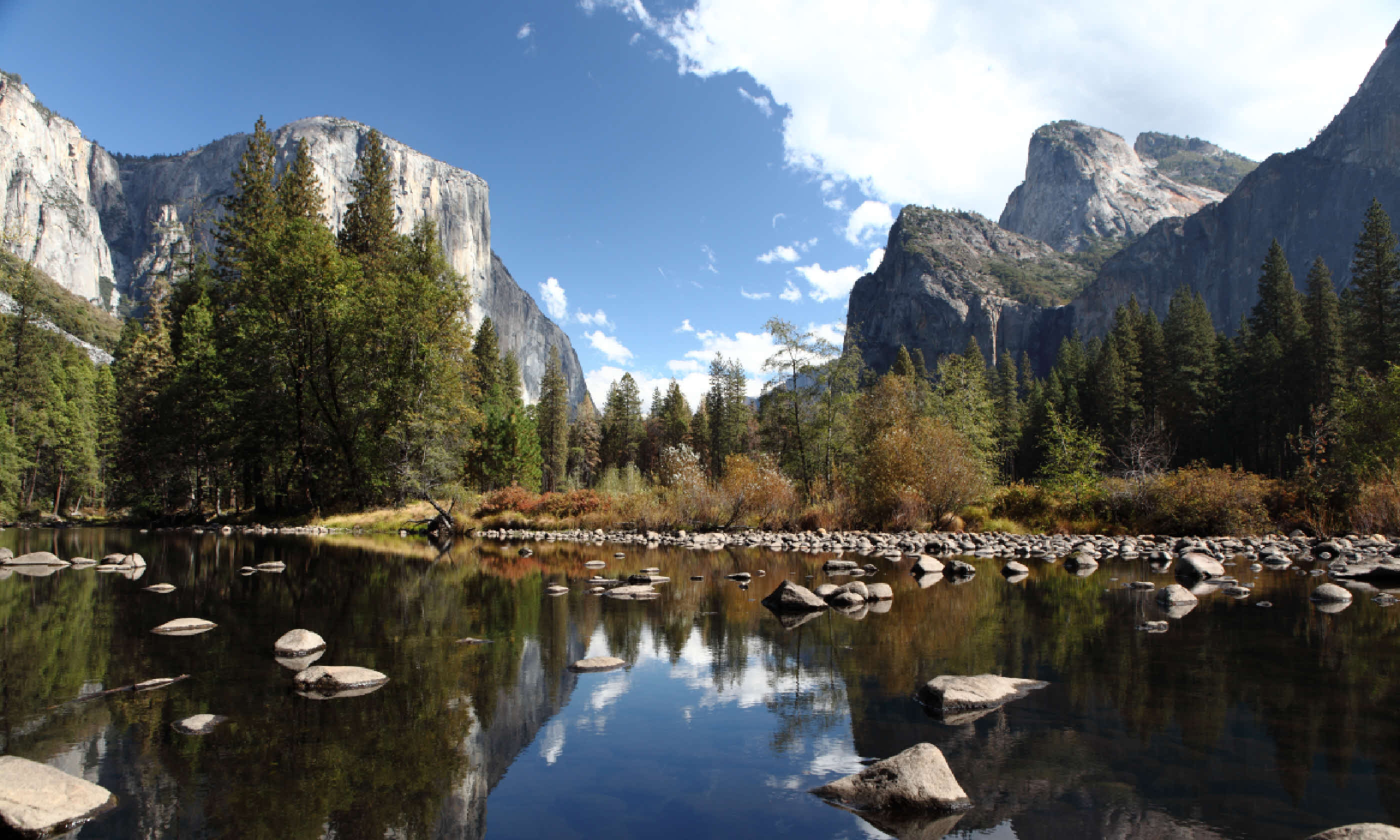 Merced River reflection (Shutterstock)