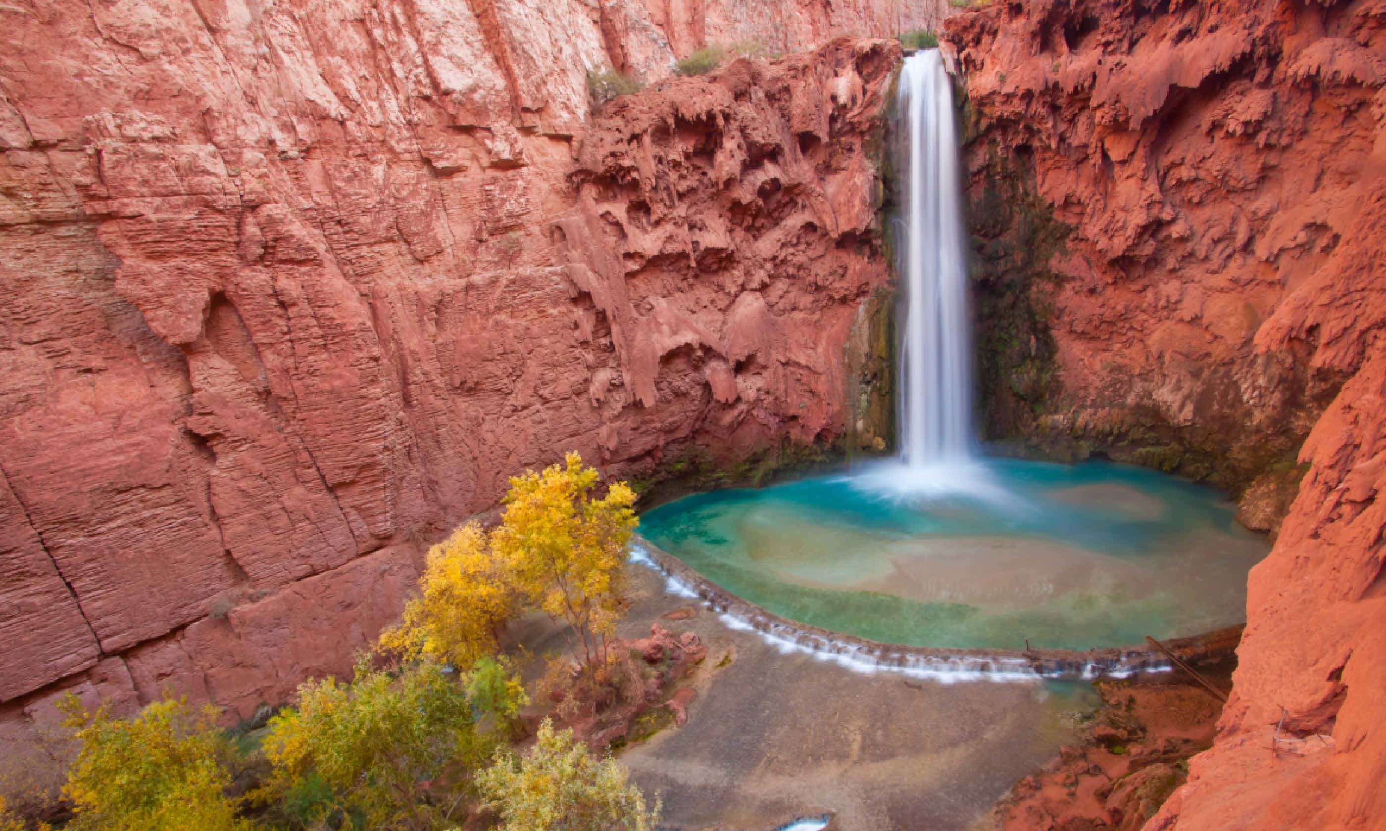 Mooney Falls (Shutterstock)