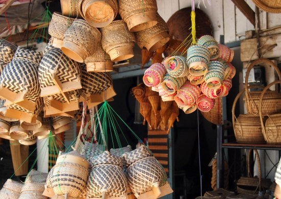  Shops Luang Prabang. Travel in Laos.