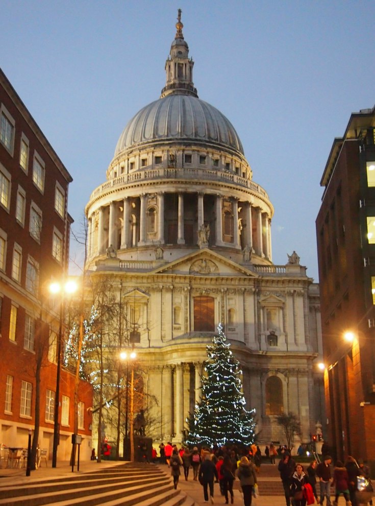 London at Christmas St Paul's