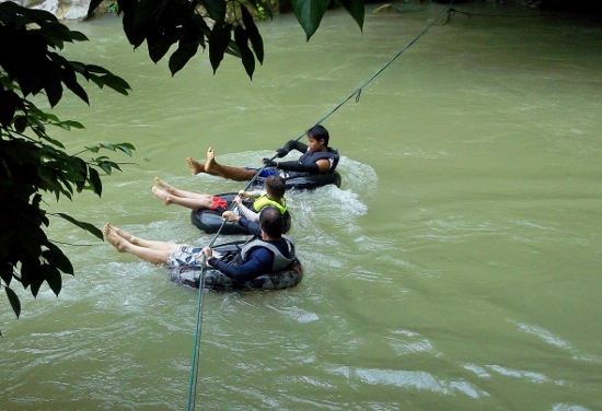 kayaking vang vieng 104 (550x376)