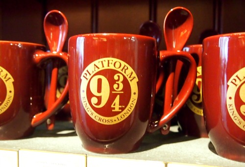 Platform 9 and three quarters harry potter mug