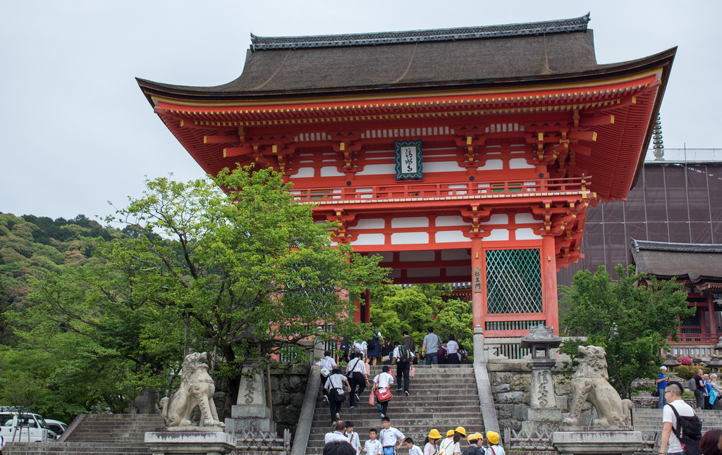 Kiyomizu-dera photo